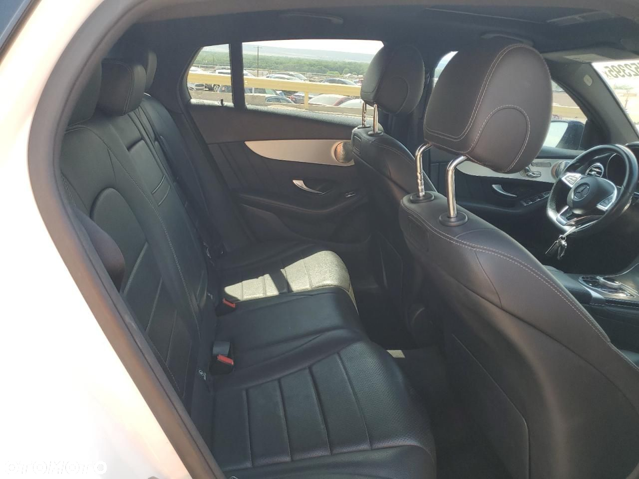 Mercedes-Benz GLC - 9