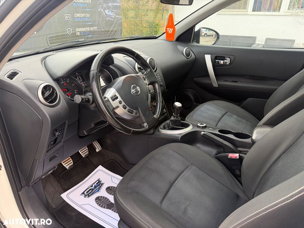 Nissan Qashqai 1.6 DCI 4 x 4 DPF tekna - 5