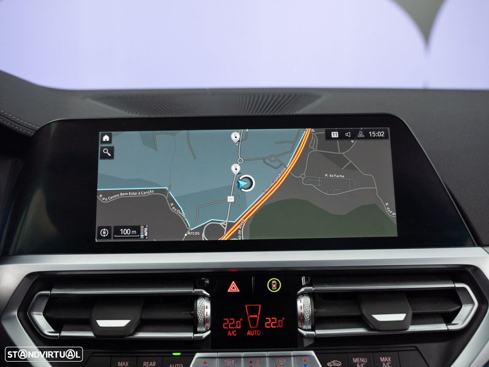 BMW 330 e Line Luxury Auto - 30