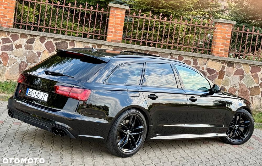 Audi S6 Avant - 10