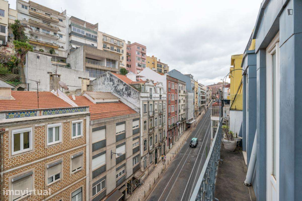 Apartamento com 1 quartos - localizado em Intendente Lisbon - Grande imagem: 2/8