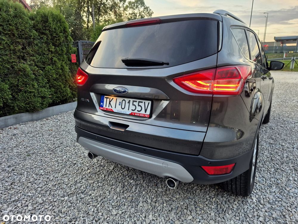 Ford Kuga 2.0 TDCi 2x4 Titanium - 11
