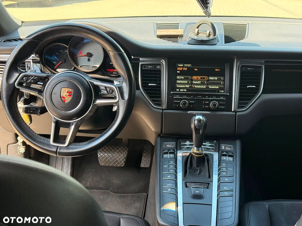 Porsche Macan - 5