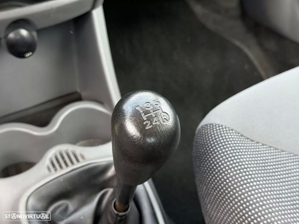 Peugeot 107 1.4 HDi Trendy - 13