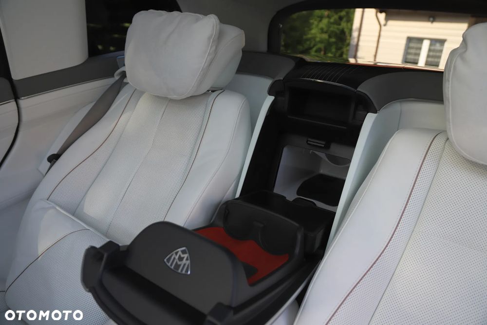 Mercedes-Benz GLS Maybach 600 4-Matic - 17