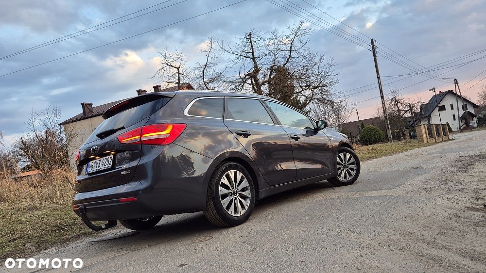 Kia Ceed 1.6 GDI ISG Spirit - 2