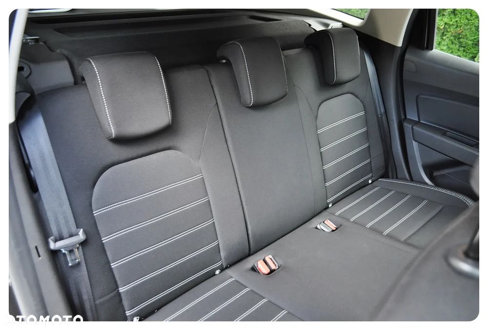 Dacia Duster 1.6 SCe Prestige - 29