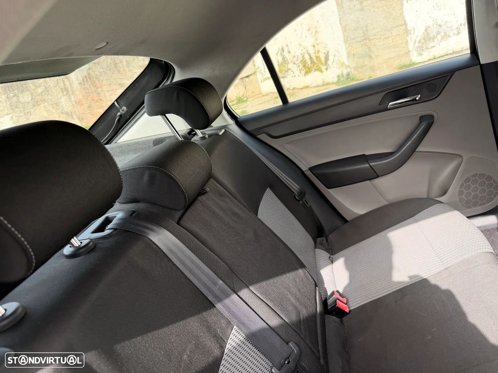 SEAT Toledo 1.6 TDI Reference Ecomotive - 19