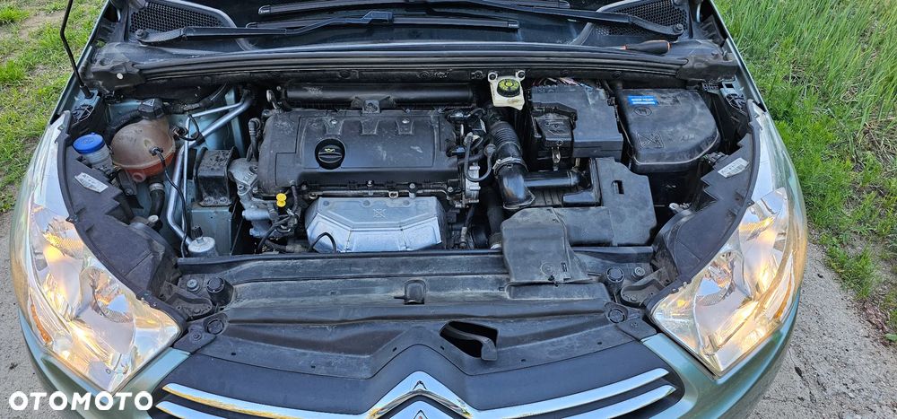 Citroën C4 VTi 95 Attraction - 24