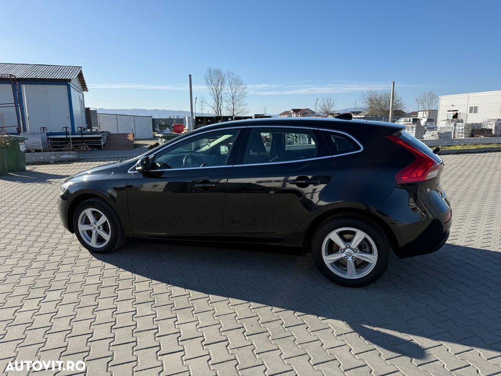 Volvo V40 D2 Summum - 30