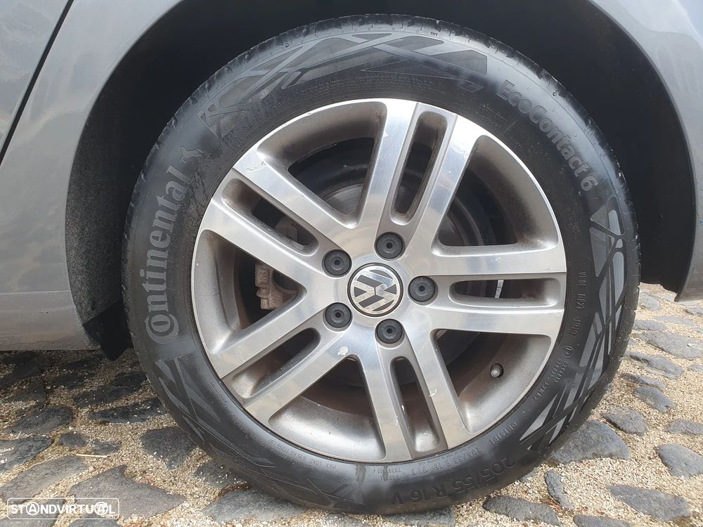 VW Golf 1.2 TSi Confortline BlueMotion - 38