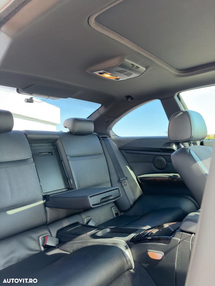 BMW Seria 3 320d - 5