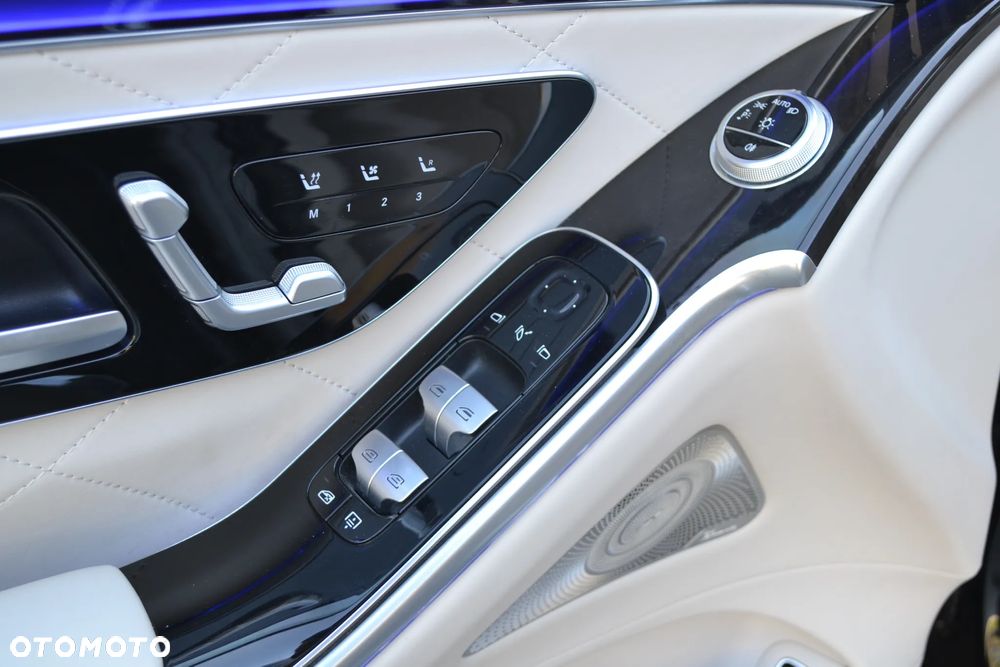 Mercedes-Benz Klasa S 500 4-Matic L 9G-TRONIC - 19