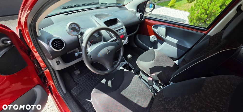 Peugeot 107 - 10