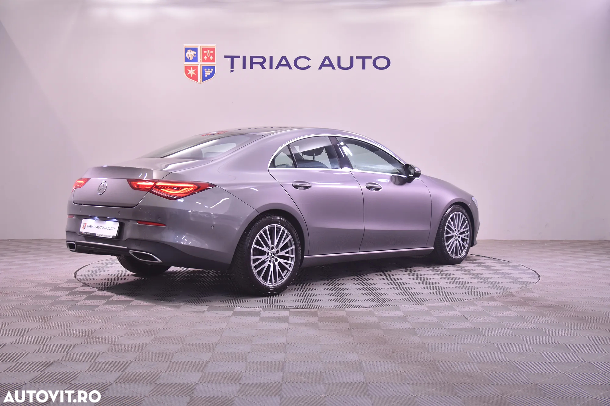 Mercedes-Benz CLA 180 7G-DCT - 6