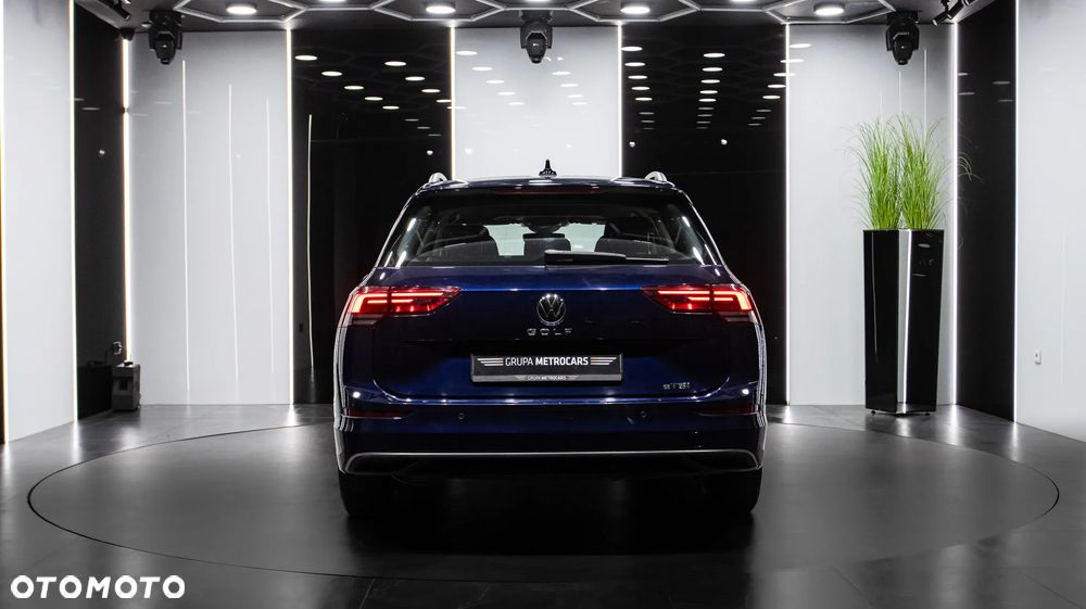 Volkswagen Golf Variant 1.5 eTSI EVO Life DSG - 6