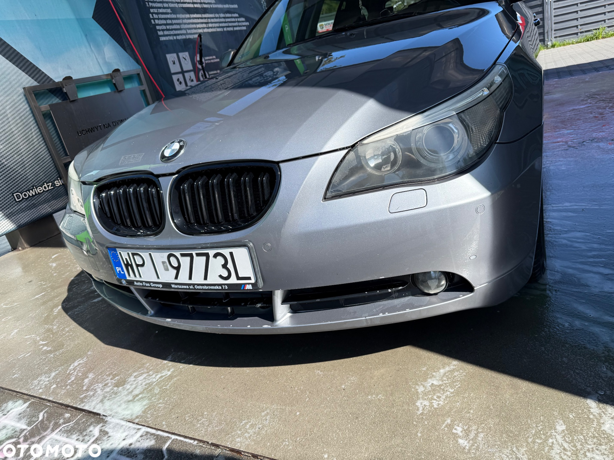 BMW Seria 5 523i Touring - 13