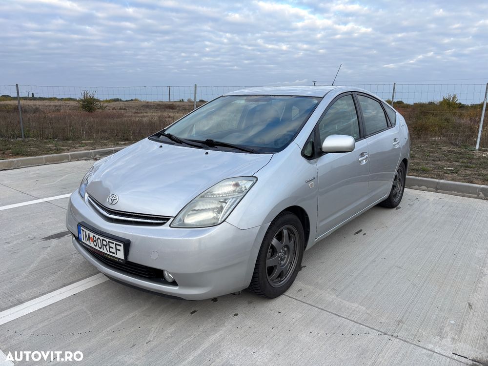 Toyota Prius - 2