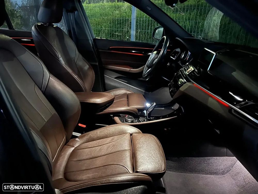 BMW X1 16 d sDrive Auto Line Sport - 26