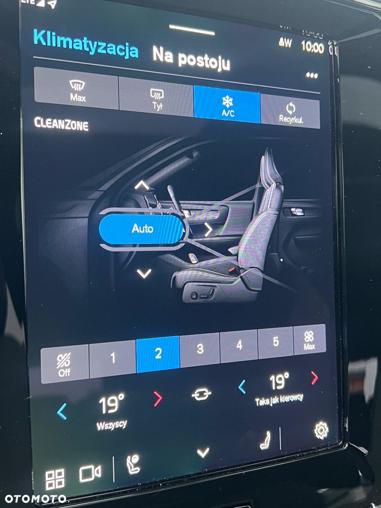 Volvo XC 40 B4 AWD Ultimate Dark - 32