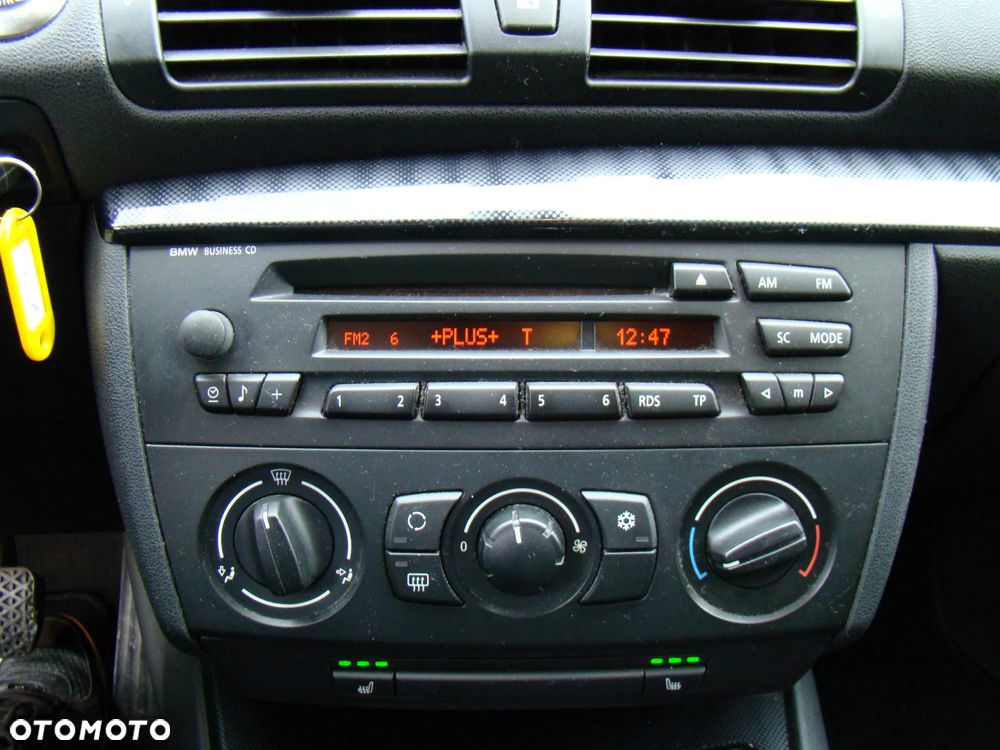 BMW Seria 1 118i - 24