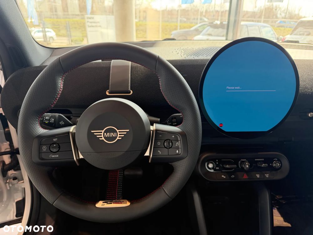 MINI Aceman SE John Cooper Works Trim - 13