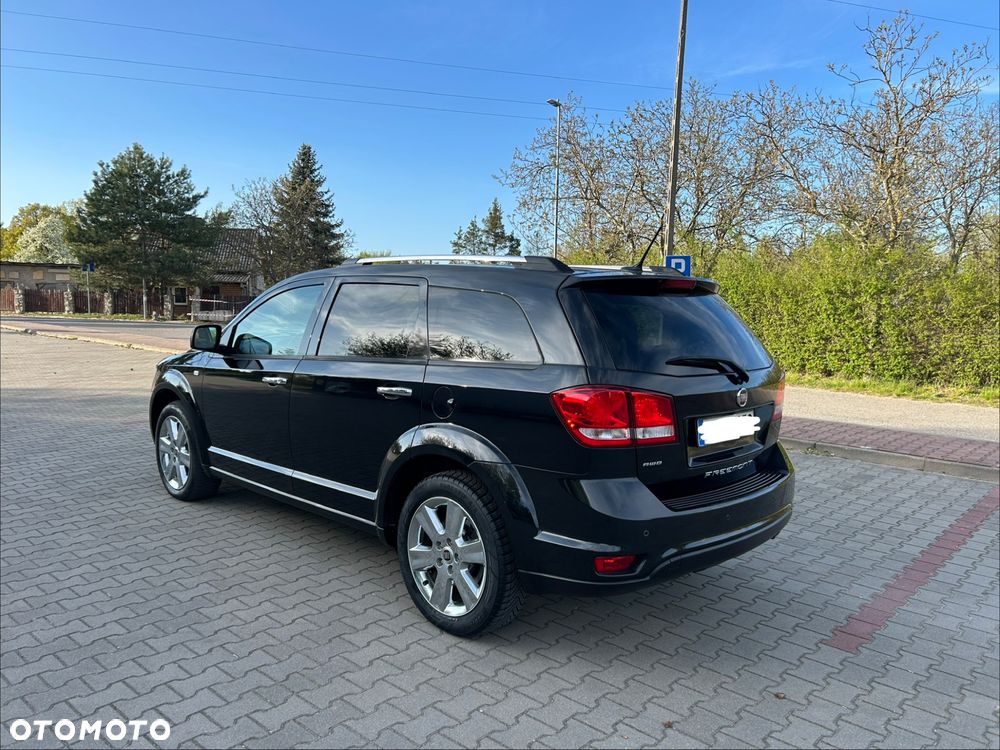 Fiat Freemont 2.0 Multijet 16V DPF Automatik Allrad Lounge - 3