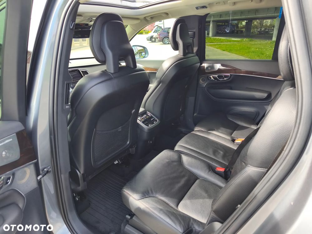Volvo XC 90 T6 AWD Momentum 7os - 22