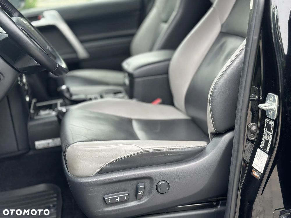 Toyota Land Cruiser LC 2.8 D-4D Executive - 37