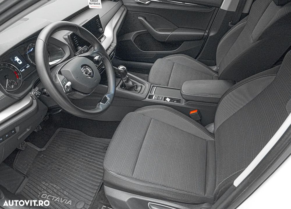 Skoda Octavia 2.0 TDI Style - 12