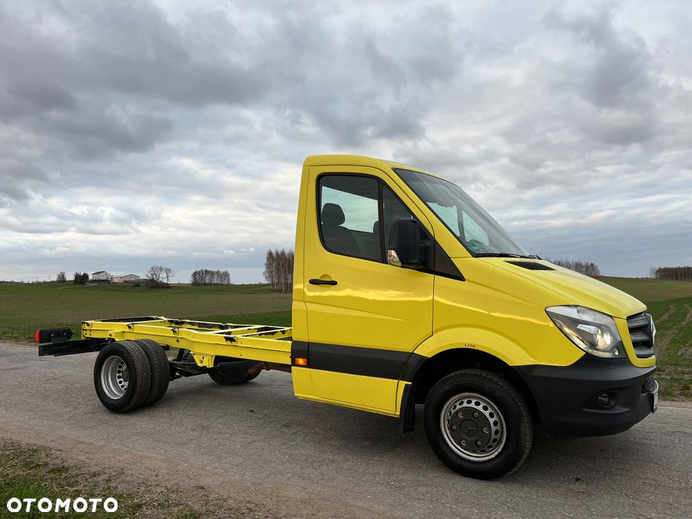 Mercedes-Benz Sprinter - 15