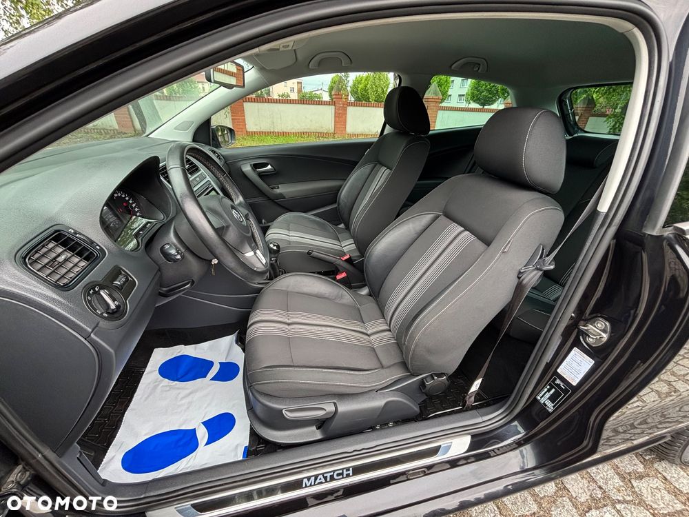 Volkswagen Polo 1.2 MATCH - 17