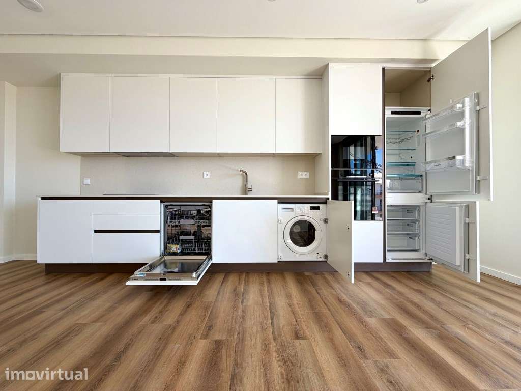 Apartamento T3 a 200 metros da praia com varanda e 2 lugares de gar... - Grande imagem: 2/30
