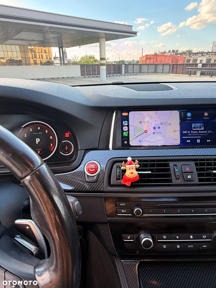 BMW Seria 5 523i - 6