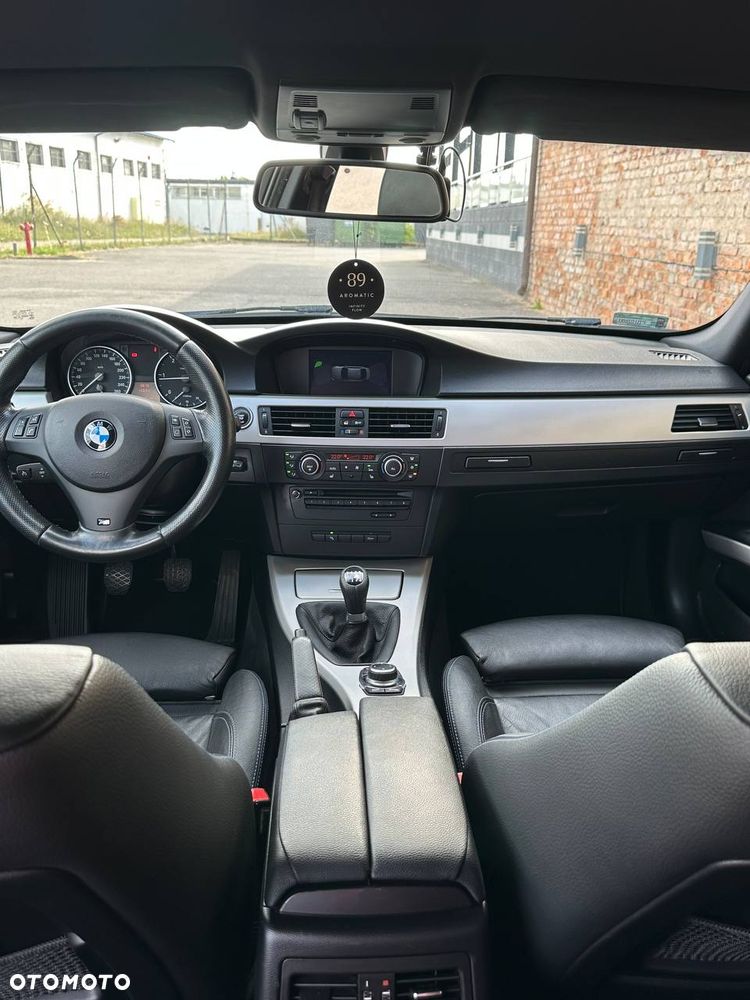 BMW Seria 3 320d - 10