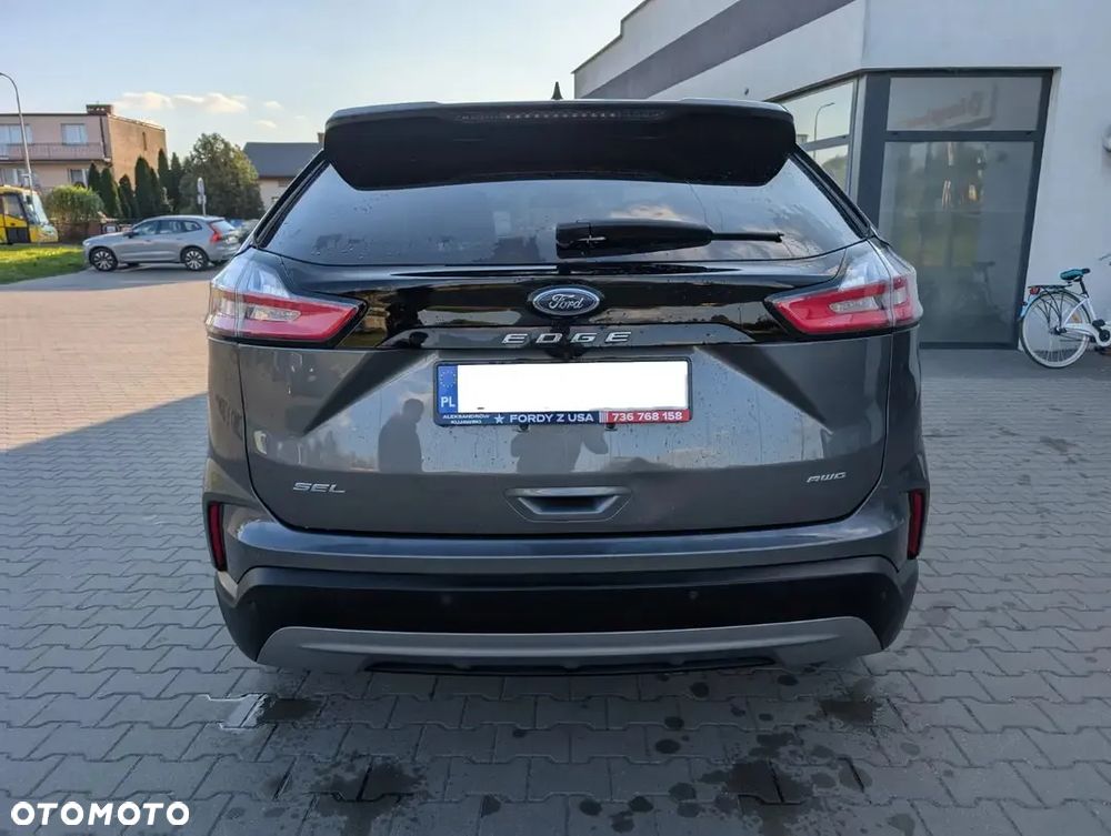 Ford Edge - 4