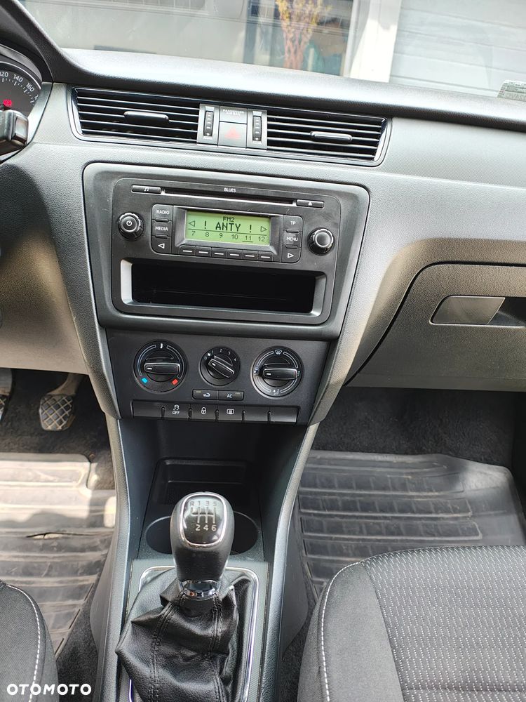 Skoda RAPID 1.2 TSI Ambition - 18