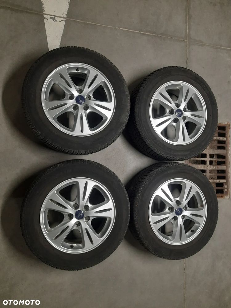 Ford Galaxy 1.8 TDCi Ghia - 37