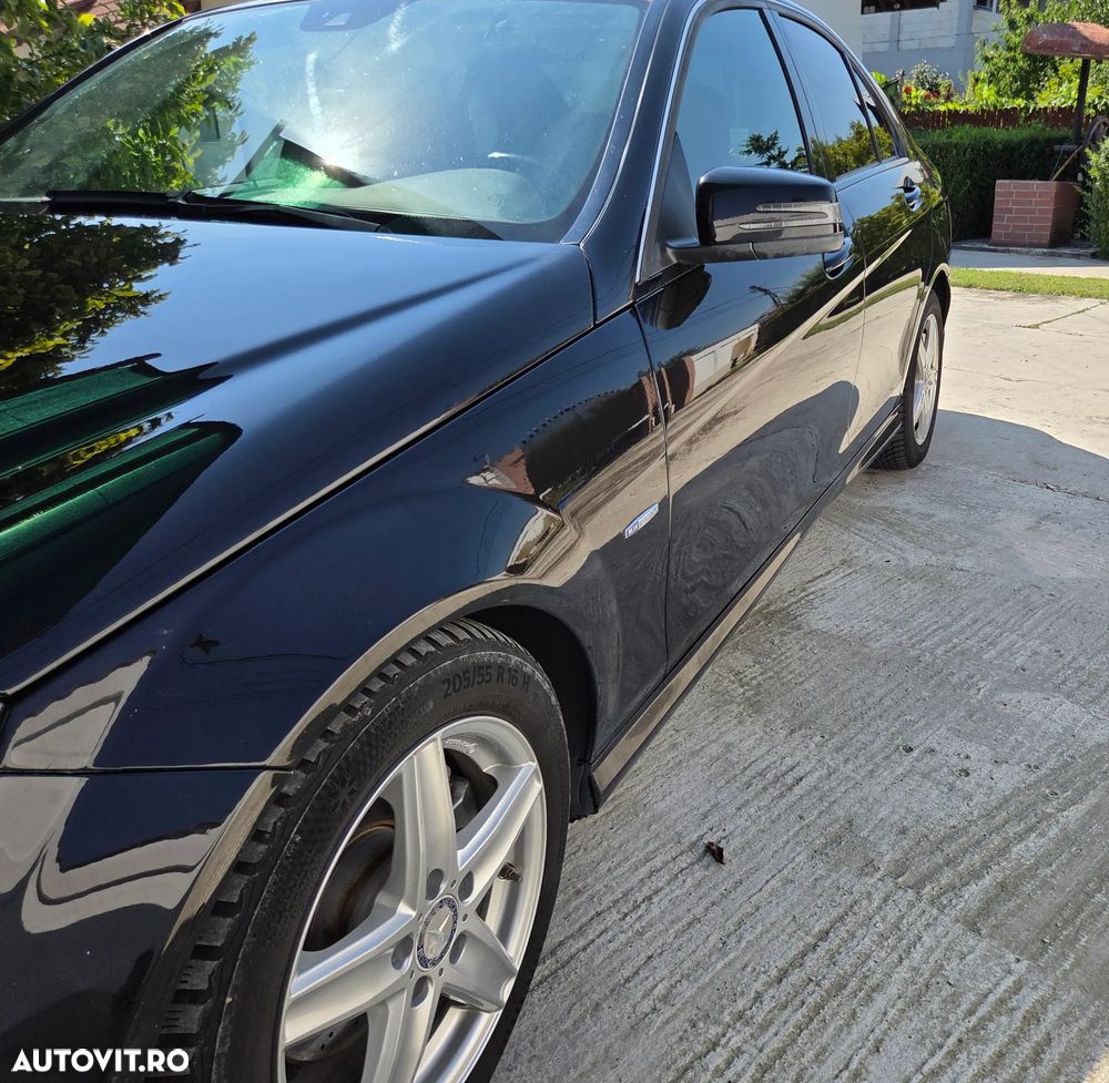 Mercedes-Benz C 250 CDI DPF 4Matic (BlueEFFICIENCY) 7G-TRONIC Avantgarde - 5