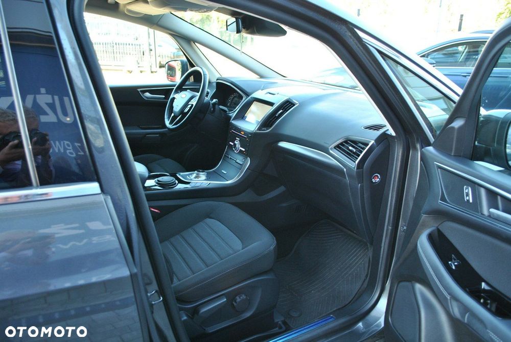 Ford S-Max 2.0 EcoBlue Titanium - 37