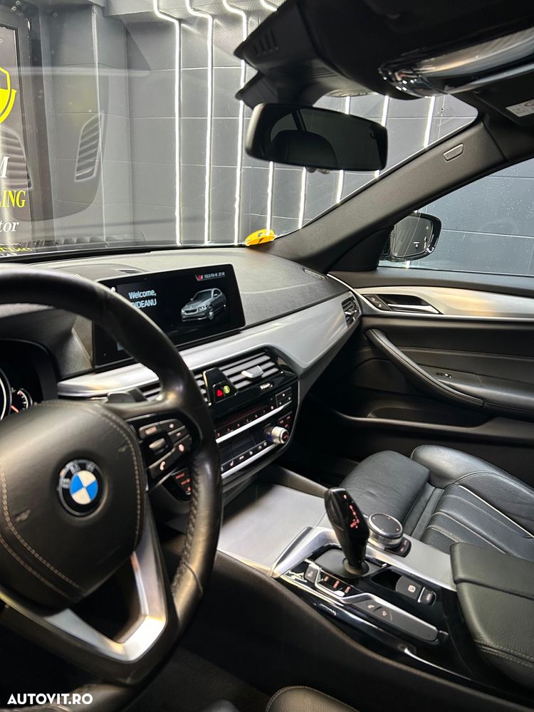 BMW Seria 5 530d AT - 11