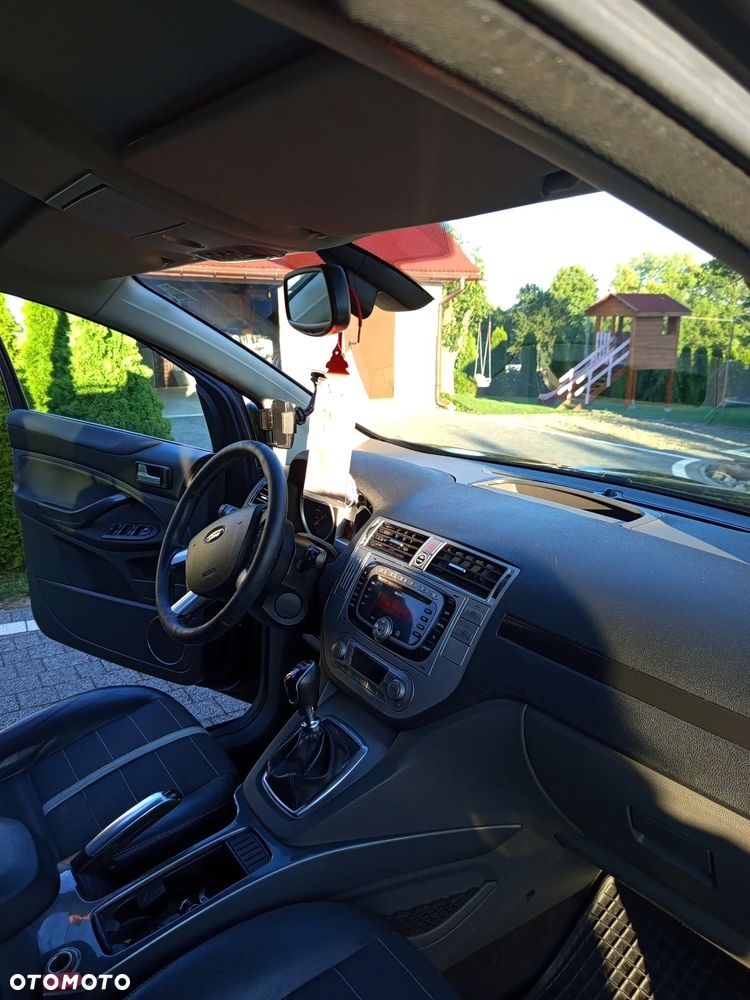 Ford Kuga 2.0 TDCi Titanium - 13