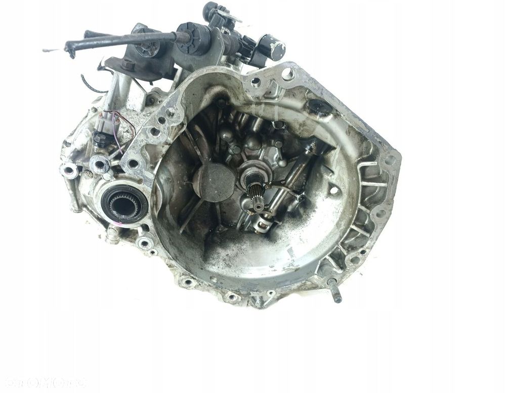 SKRZYNIA BIEGÓW MANUALNA SUZUKI SWIFT MK6 4X4 06-10R - 2