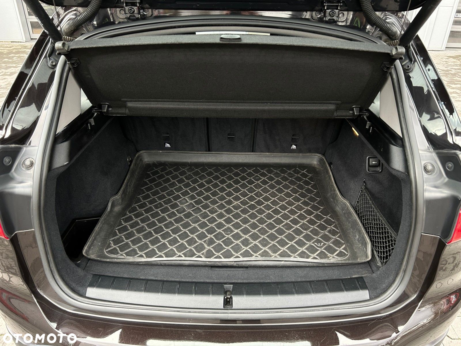 BMW X1 sDrive18i GPF Advantage - 9
