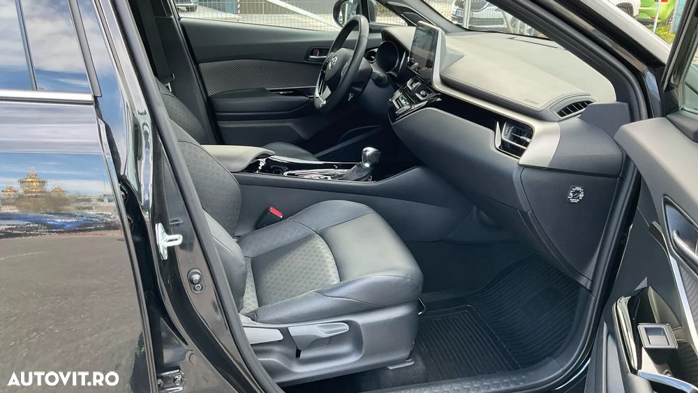 Toyota C-HR 2.0 HSD 184 CP 4x2 CVT C-lassy - 6
