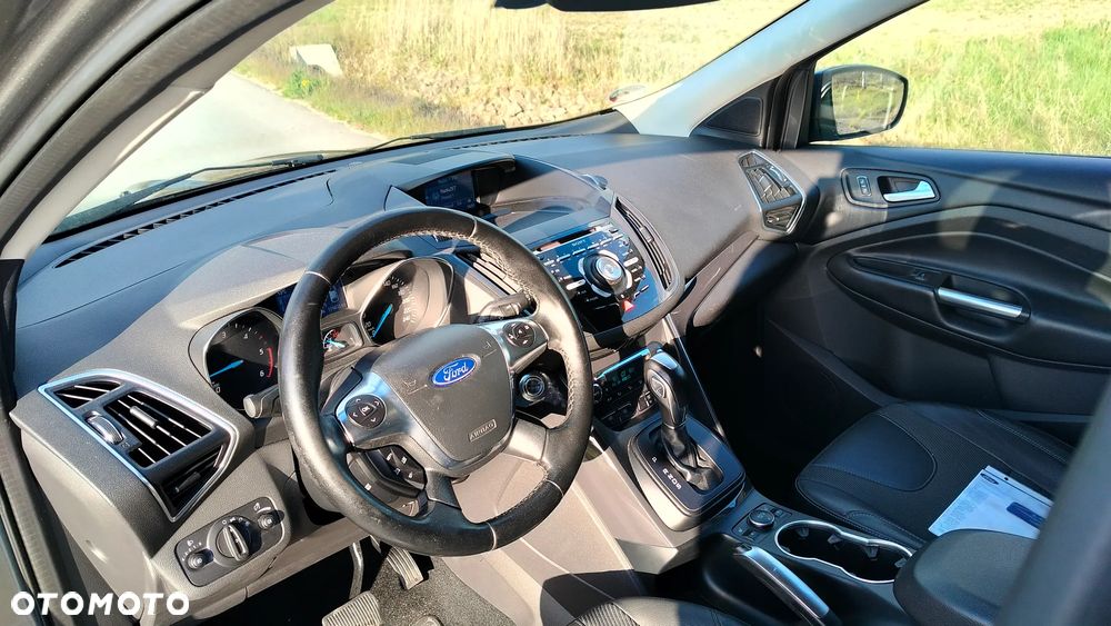 Ford Kuga 2.0 TDCi 4x4 Titanium - 5