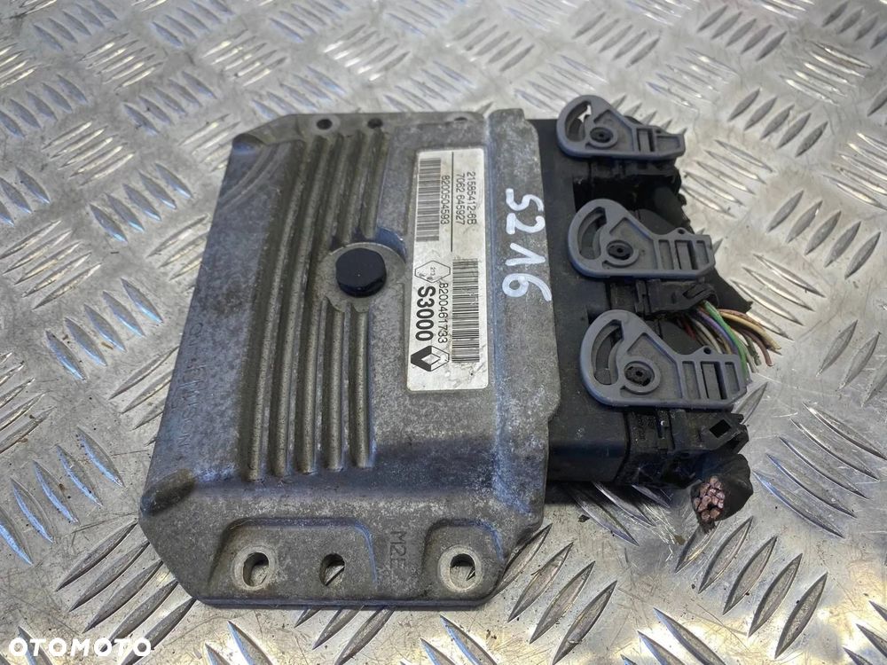 KOMPUTER STEROWNIK SILNIKA RENAULT CLIO III II1.2 16V 8200461733 8200504593 - 2