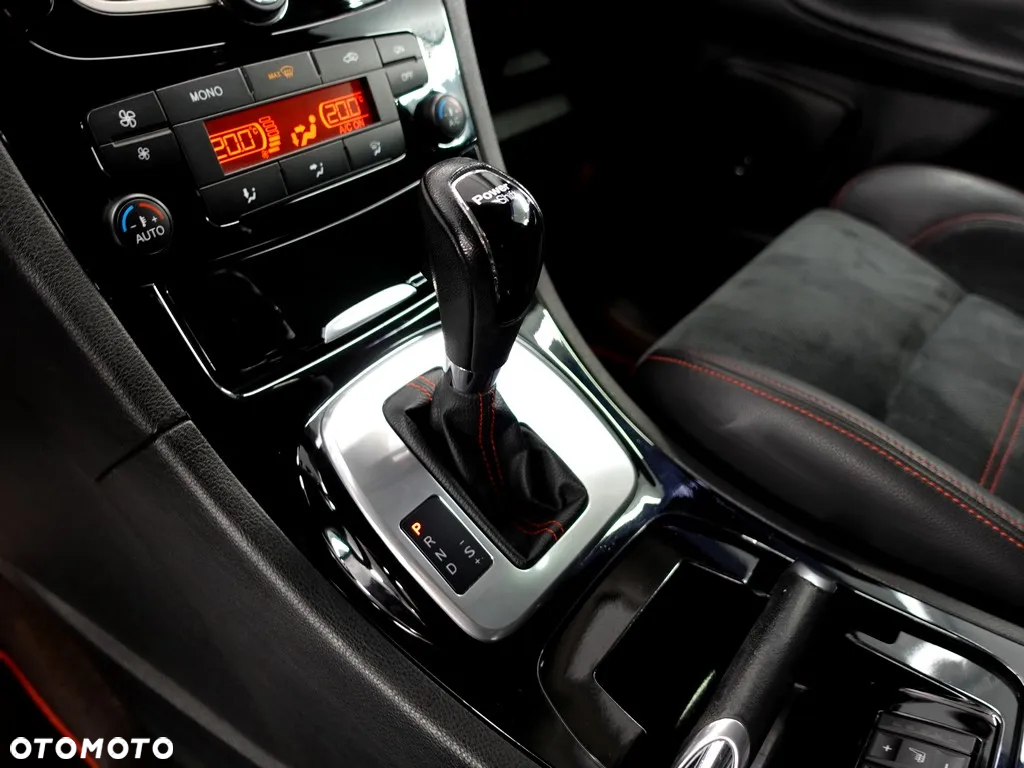 Ford S-Max - 21