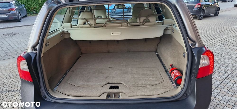 Volvo XC 70 - 10