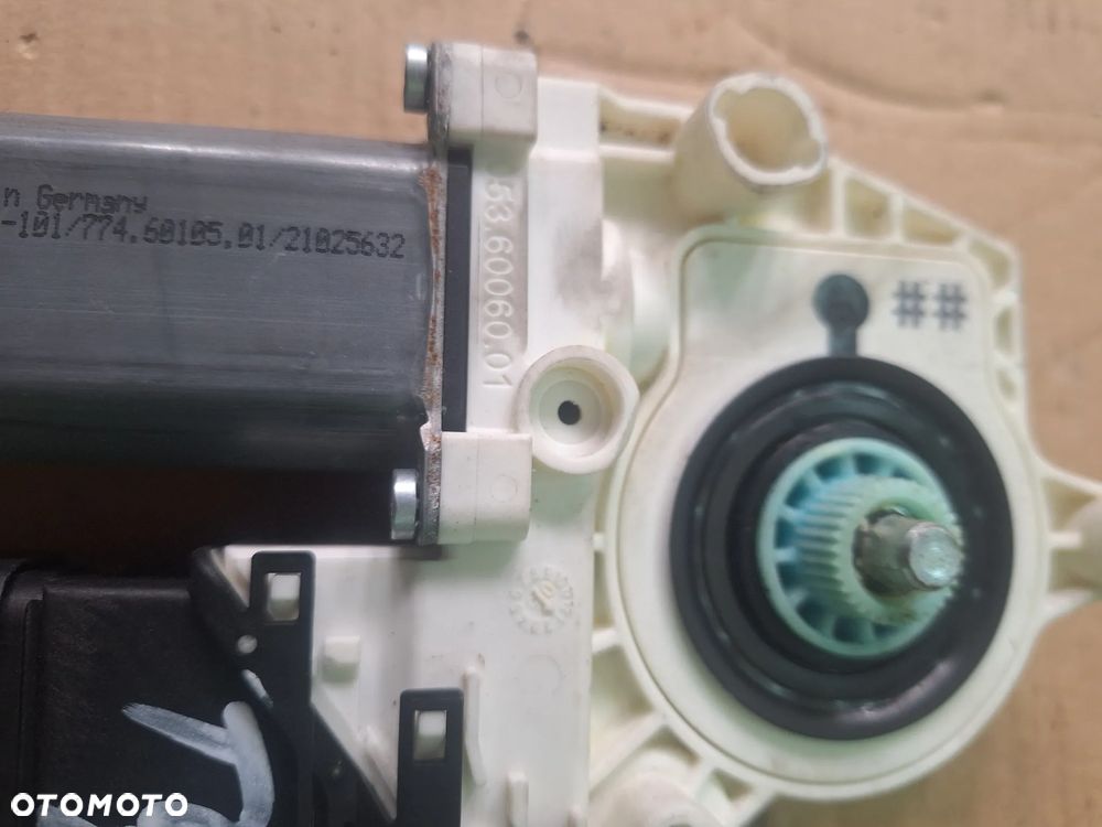 VW Touran Silniczek szyby prawy tył 1K0959704B - 4